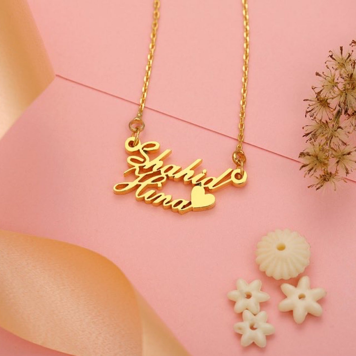 COUPLE NAME NECKLACE WITH BOTTOM HEART(18K GOLD PLATED)